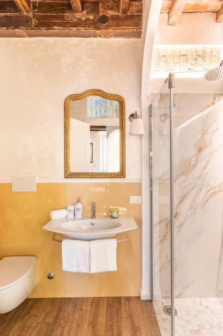 Frattina Elegance Suite روما المظهر الخارجي الصورة